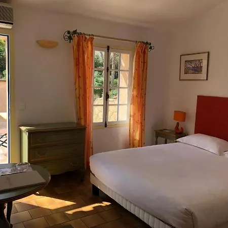 Otel Jas Neuf Sainte-Maxime