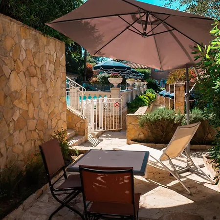 Jas Neuf Otel Sainte-Maxime