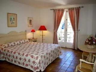 Jas Neuf 3* סן-מקסים