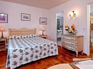 Jas Neuf Сент-Максим